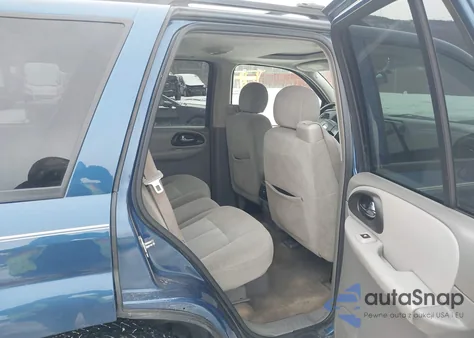 2005 Chevrolet Trailblazer Ls from USA, damaged, VIN 1GNDT13S652292090